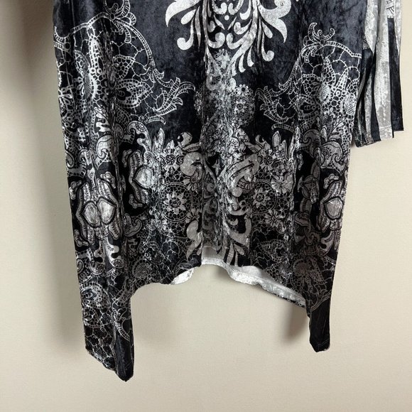 Catherines Tunic Top Womens 0X Gray Velvet Studded Floral 3/4 Sleeve Blouse - Picture 4 of 8